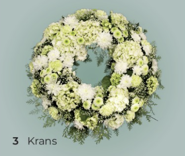 Hvite blomster i krans